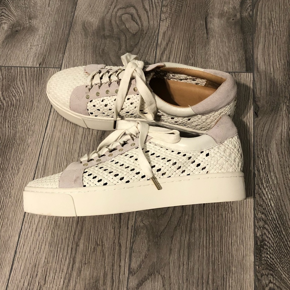 Shoes for women’s